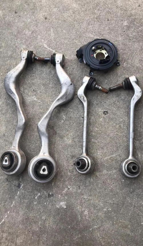 正品拆车件 汽车配件市场的“灰色宝藏”与风险警示